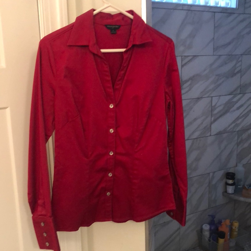 Women’s dress shirt